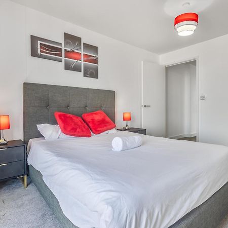 Luxury 2 Bedroom Apartment, On Broad Street! 버밍엄 외부 사진