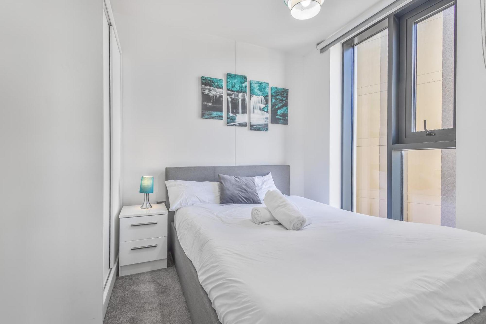 Luxury 2 Bedroom Apartment, On Broad Street! 버밍엄 외부 사진