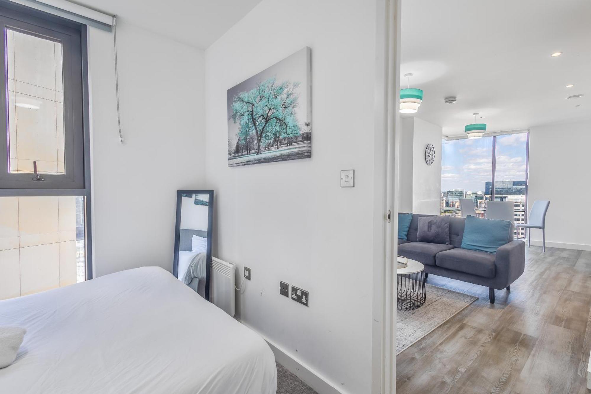 Luxury 2 Bedroom Apartment, On Broad Street! 버밍엄 외부 사진
