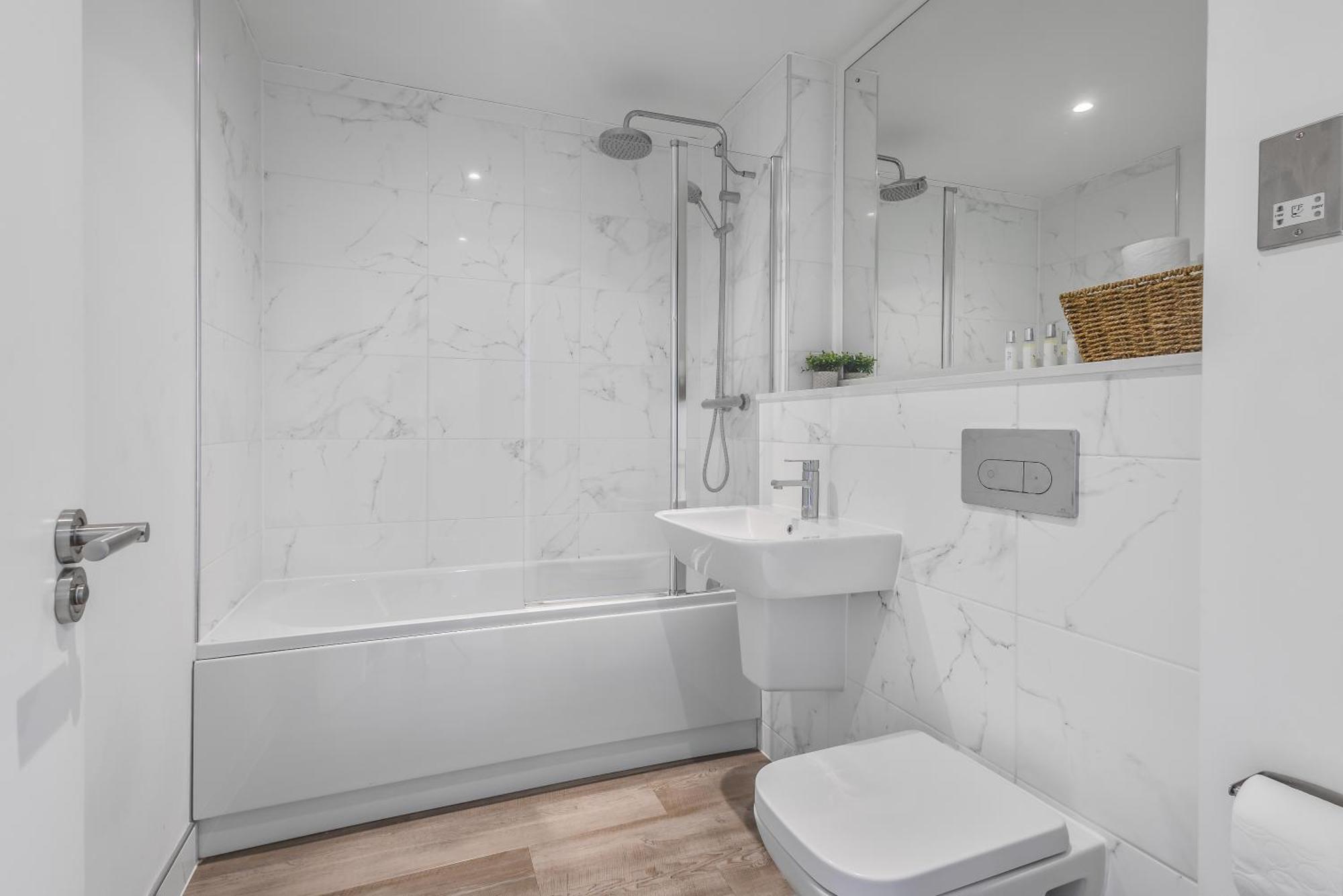 Luxury 2 Bedroom Apartment, On Broad Street! 버밍엄 외부 사진
